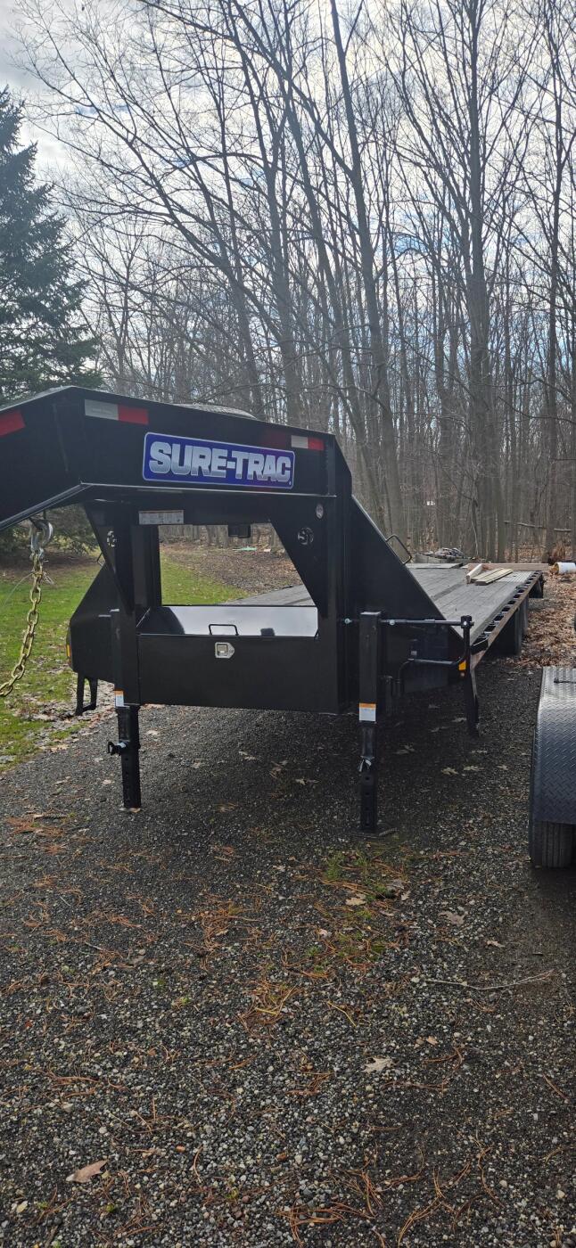 2025 sure trac deckover 32 ft flatbed goosenck