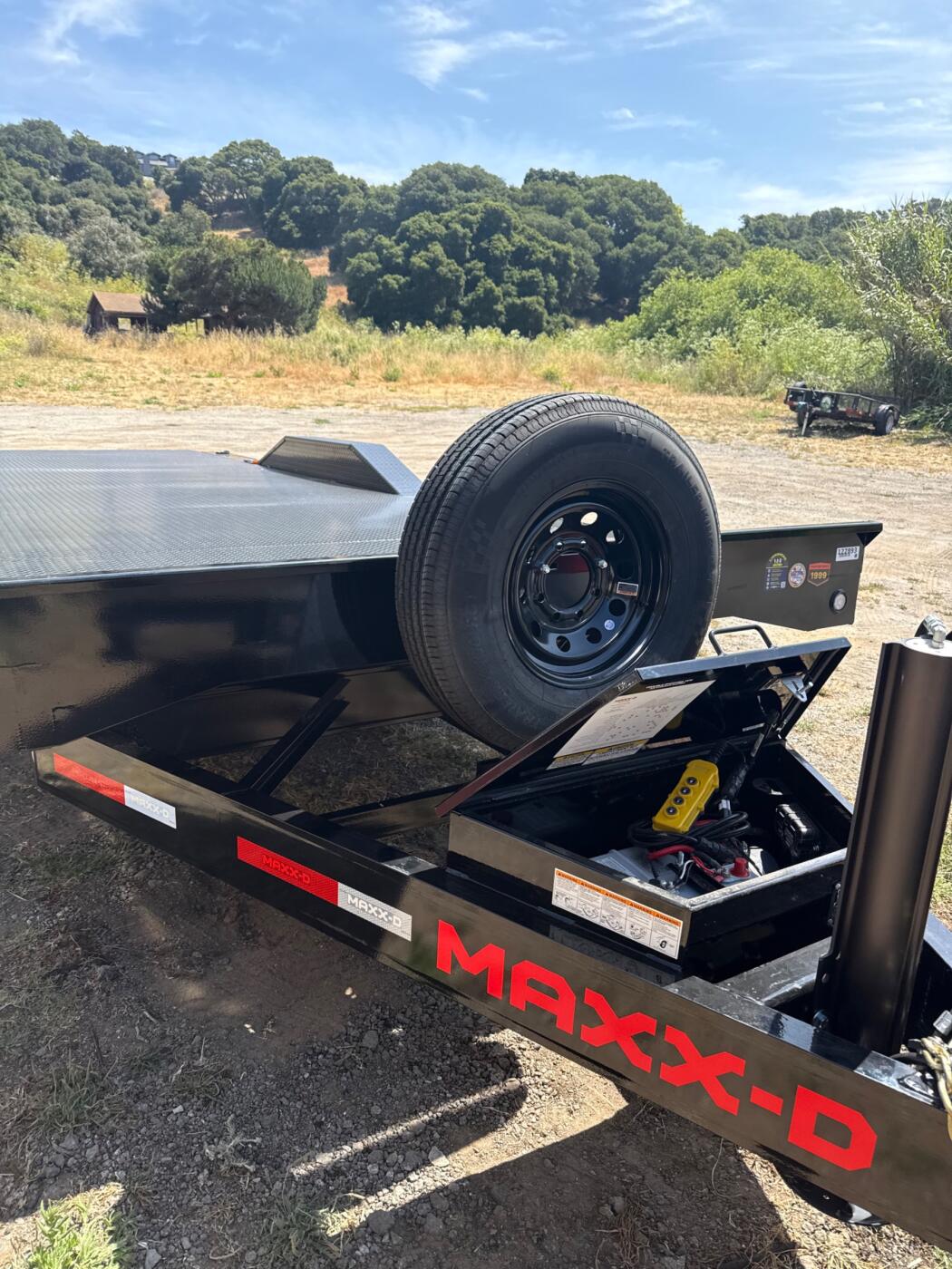2025 MaxxD Tilt drive over fender 24ft tilt drive over fender