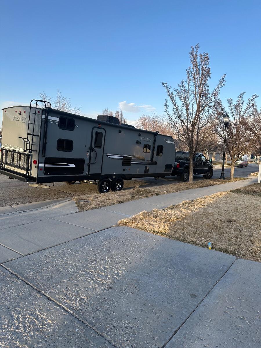 2020 Venture Beautiful travel trailer slp8
