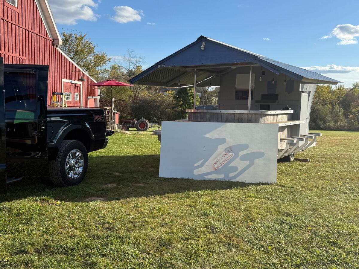 2014 Bar trailer