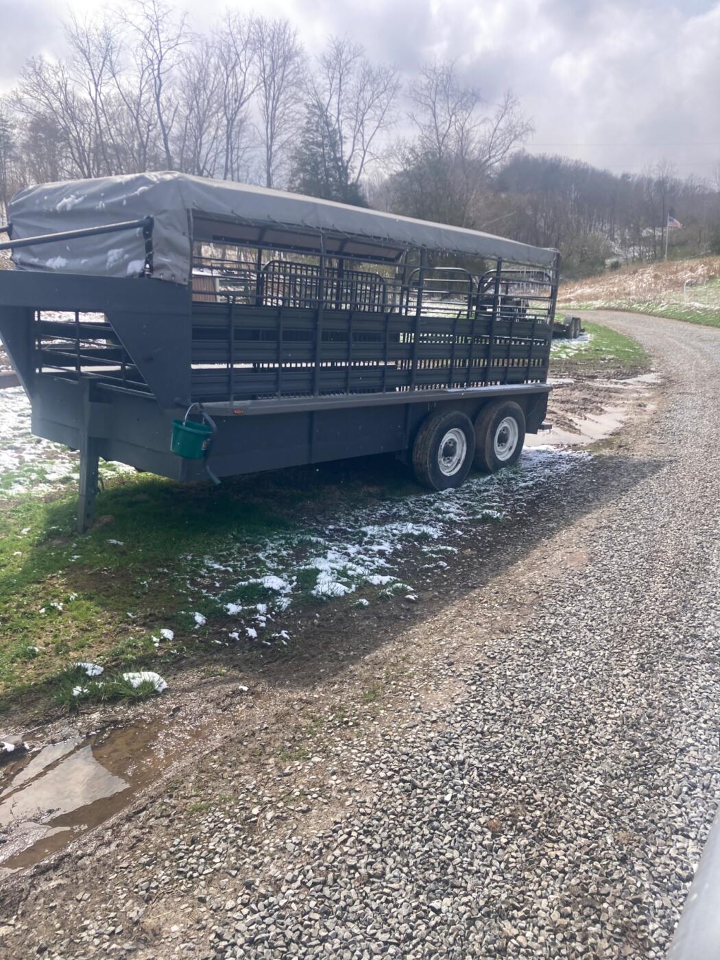 2010 Ww Gooseneck cattle trailer