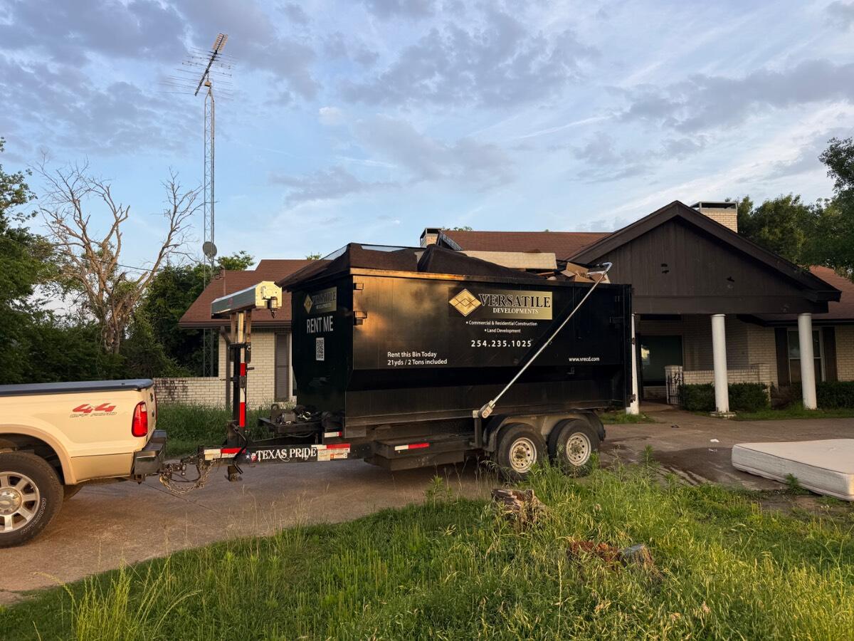2023 Texas Pride Rolloff Bumper pull trailer with bin