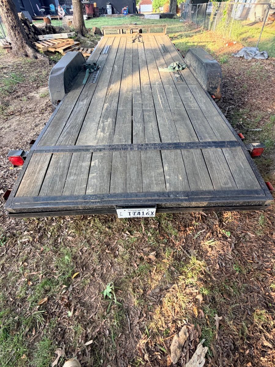 2018 TJ 22ft car hauler w/9k winch