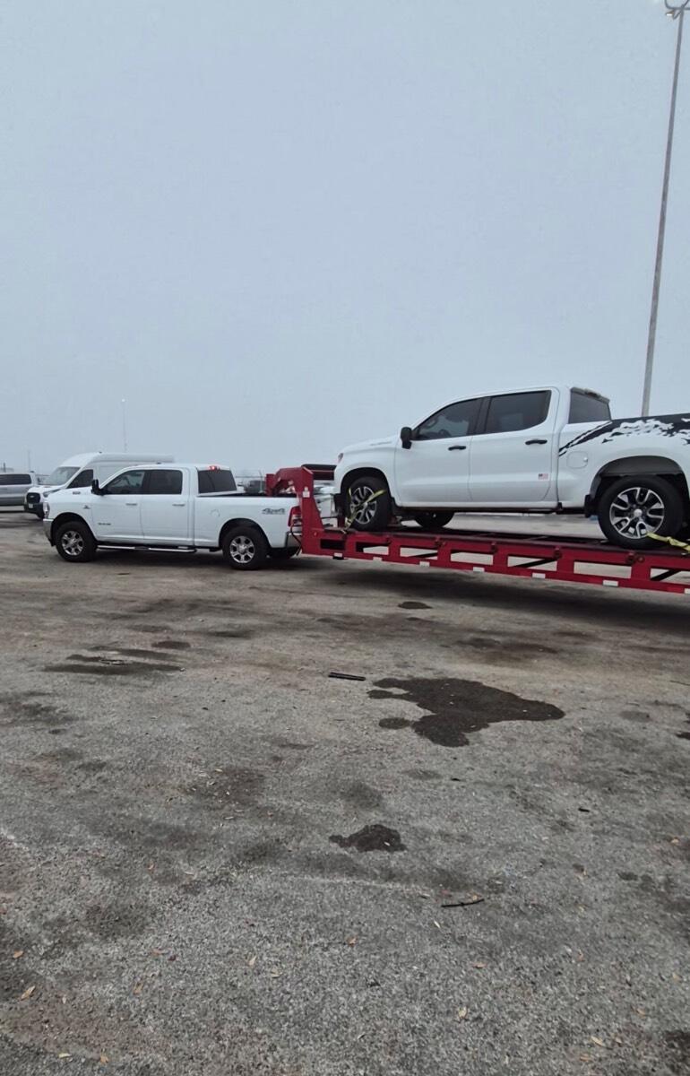 2022 Kaufman 3 car hauler