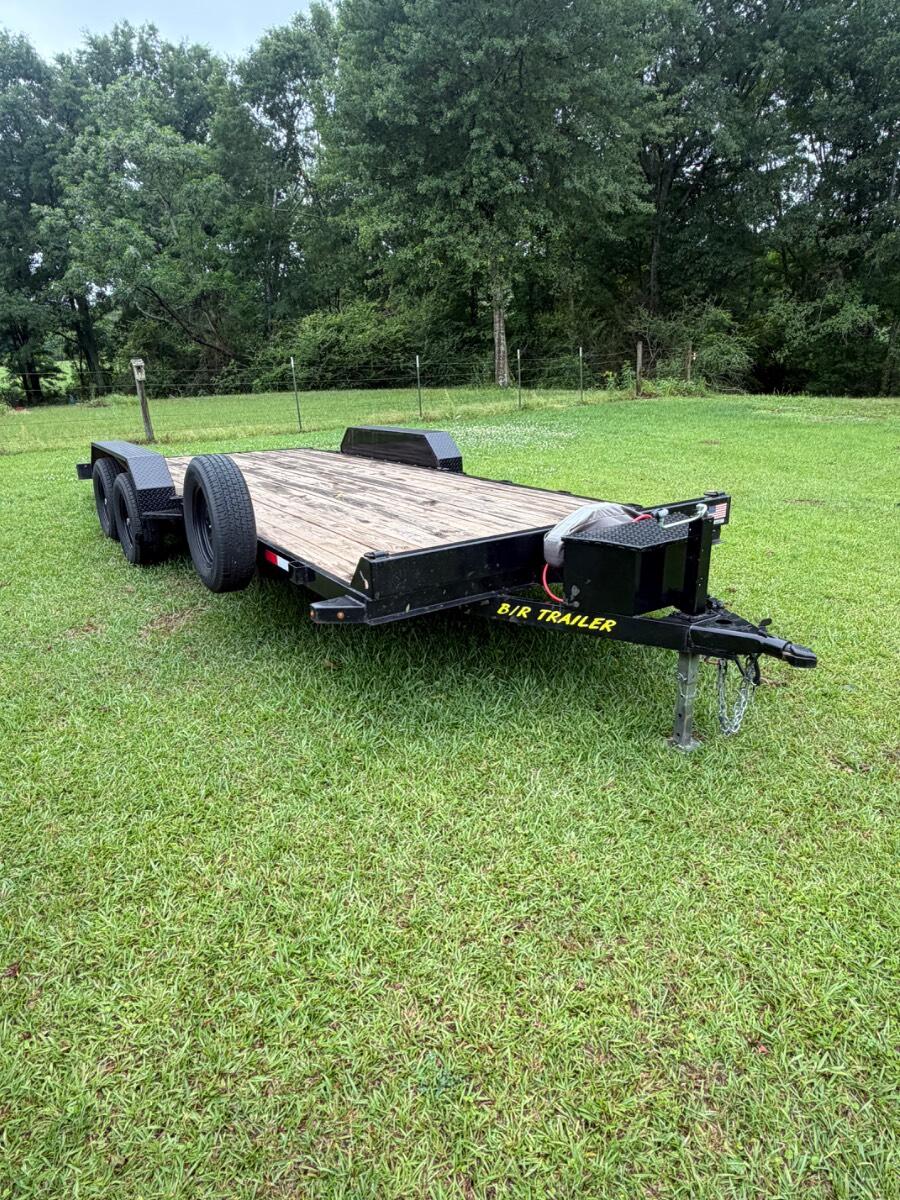 2025 B/R Trailer 20 ft car hauler with winch