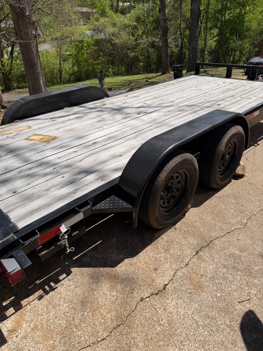 2025 Premier trailer Car hauler with dovetail