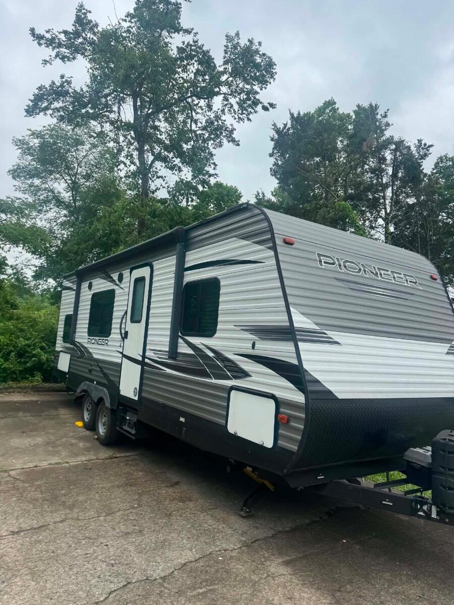 2020 Pioneer BH250 Camper