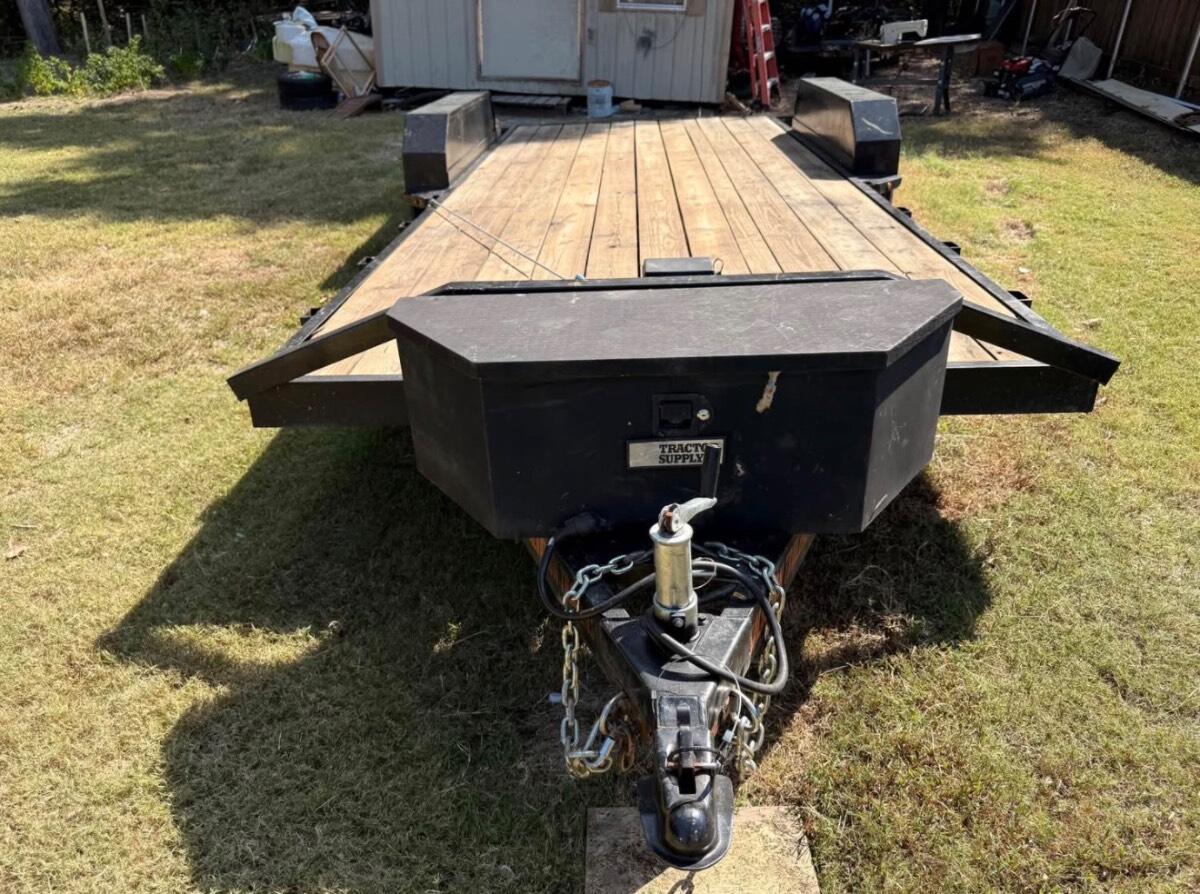 2022 Salvation Car hauler