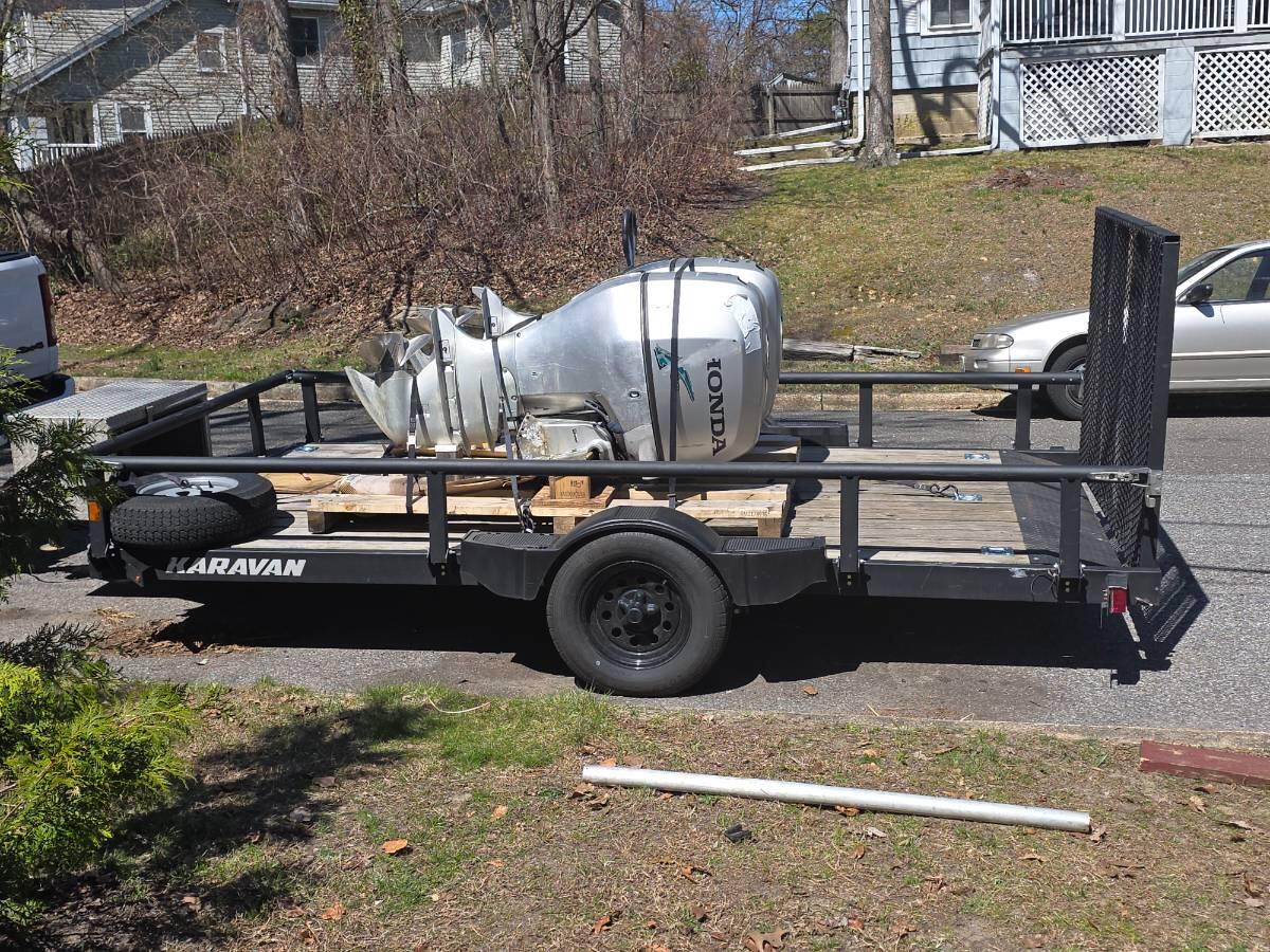 2022 Karavan 13 foot long with fold down