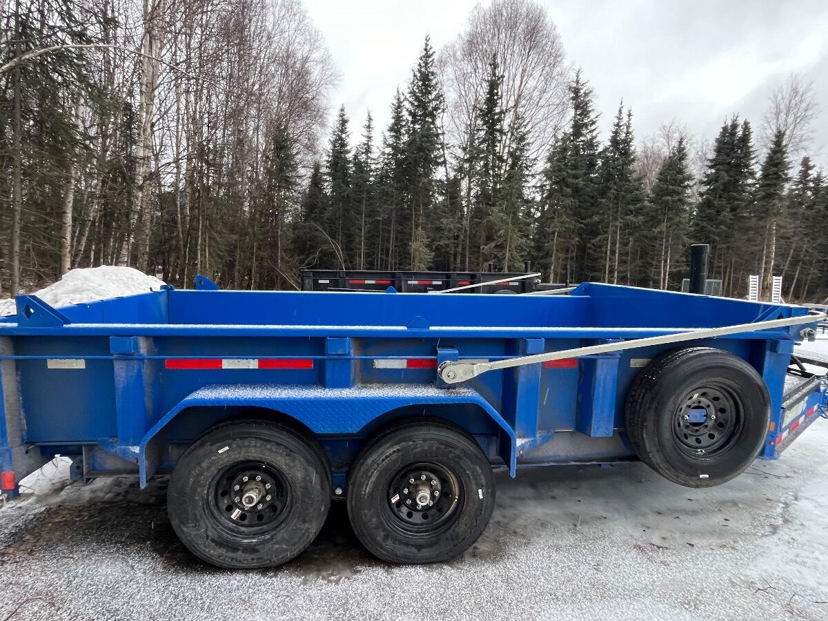 2024 Dimond C Dump trailer with hydraulic lift