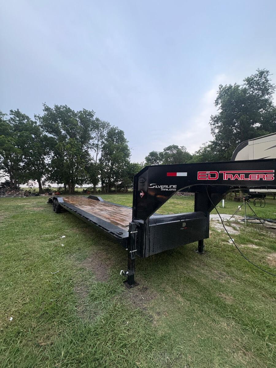 2025 ED Car hauler dove tail Mega ramp