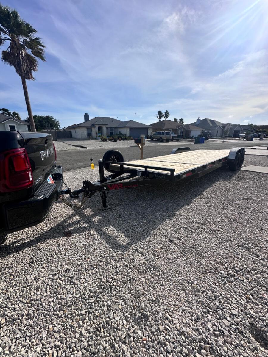 2026 Vanguard 24&rsquo; Car hauler. 6k lb axles