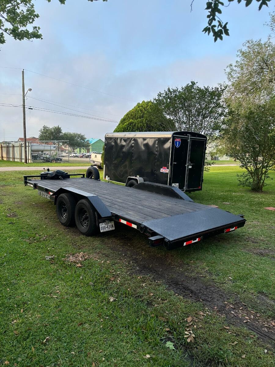 2025 Var Car hauler with dovetail