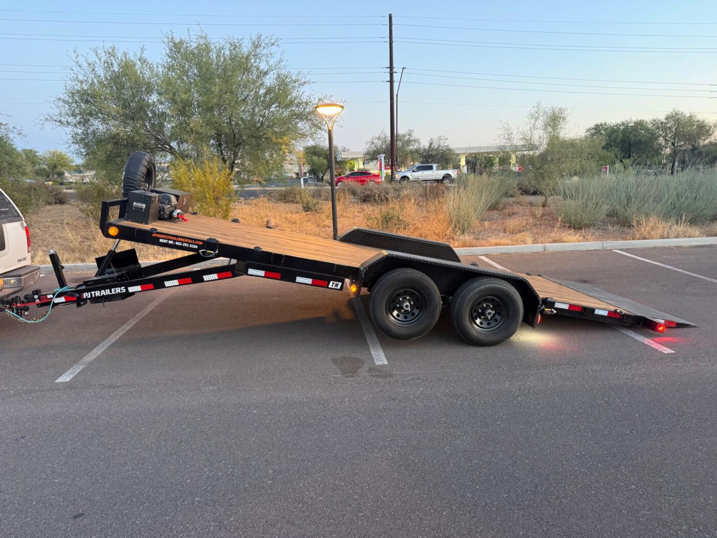 2026 PJ Hydraulic Quick Tilt with Winch