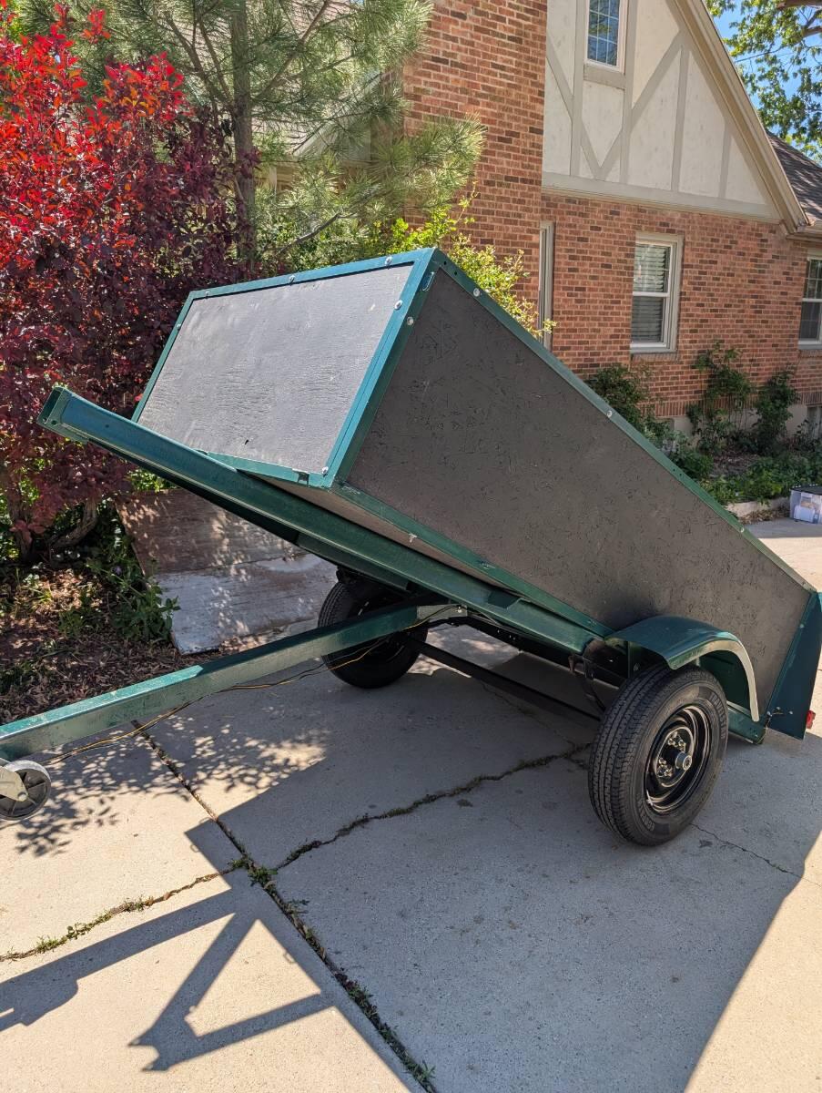 2026 Custom 8' x 4.5' Tilt-Bed Utility