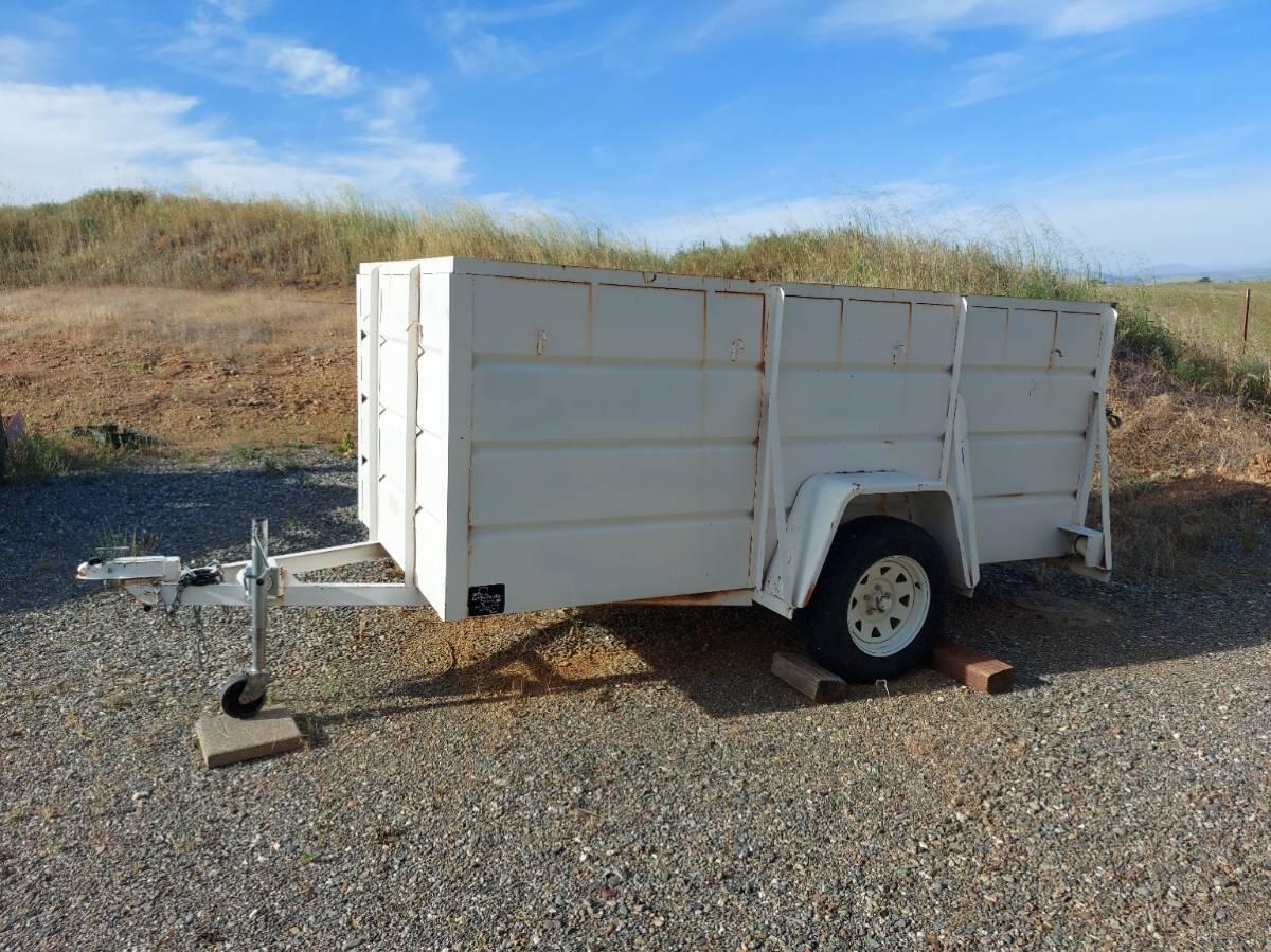 2005 Cal-Trailer Utility trailer