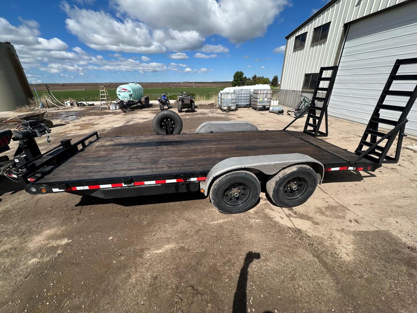 2009 PJ 18' Car Hauler
