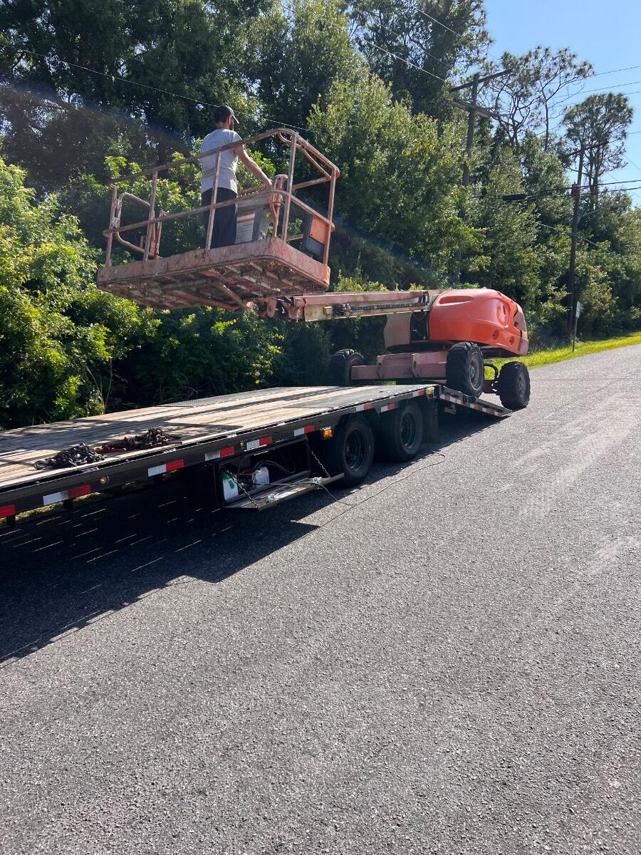 2025 Load trail Dovetail hydraulic