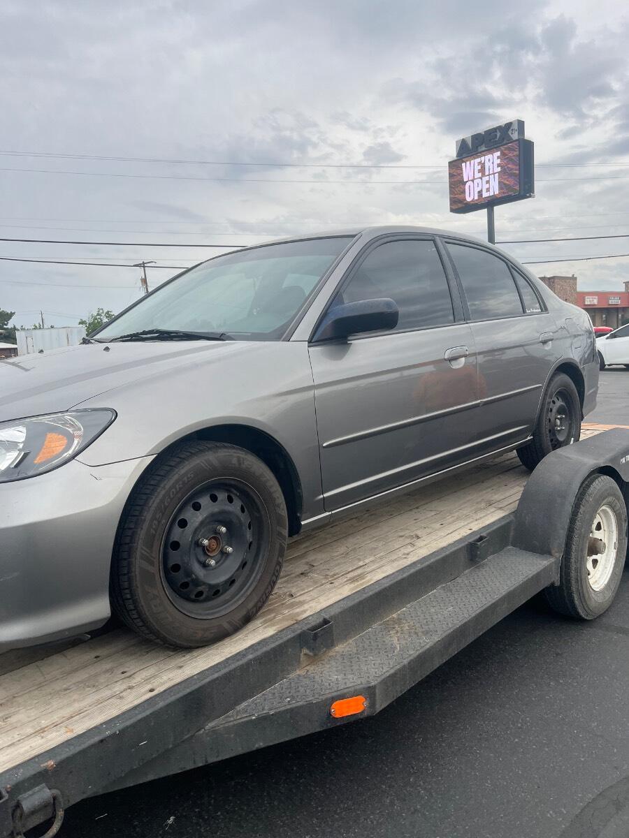 2000 Tail gator Car hauler with dovetail