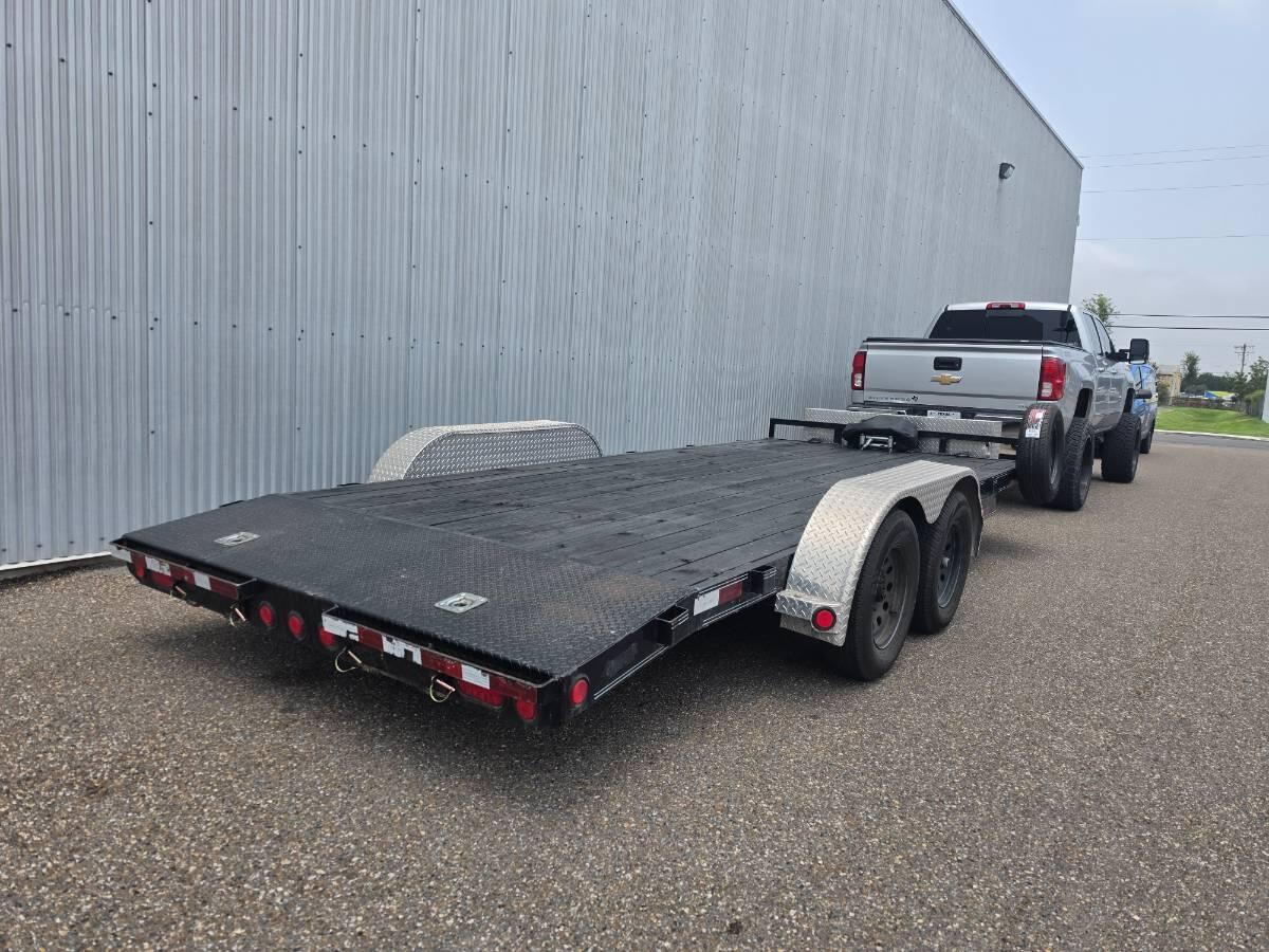 2023 PJ Trailers 18ft Car Hauler Dove tail