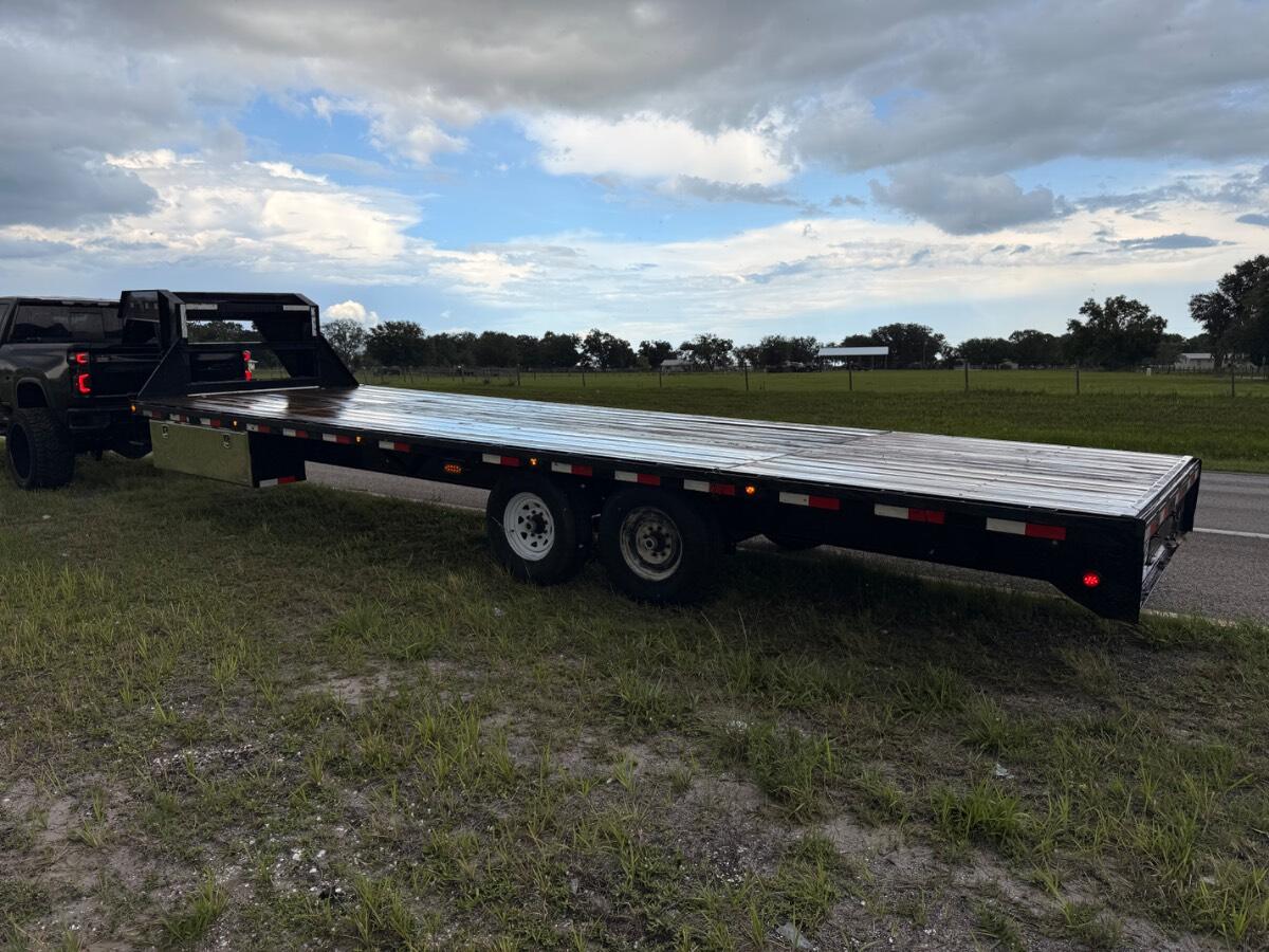 2020 Load Max 8.5x24 12,0000lb gvwr