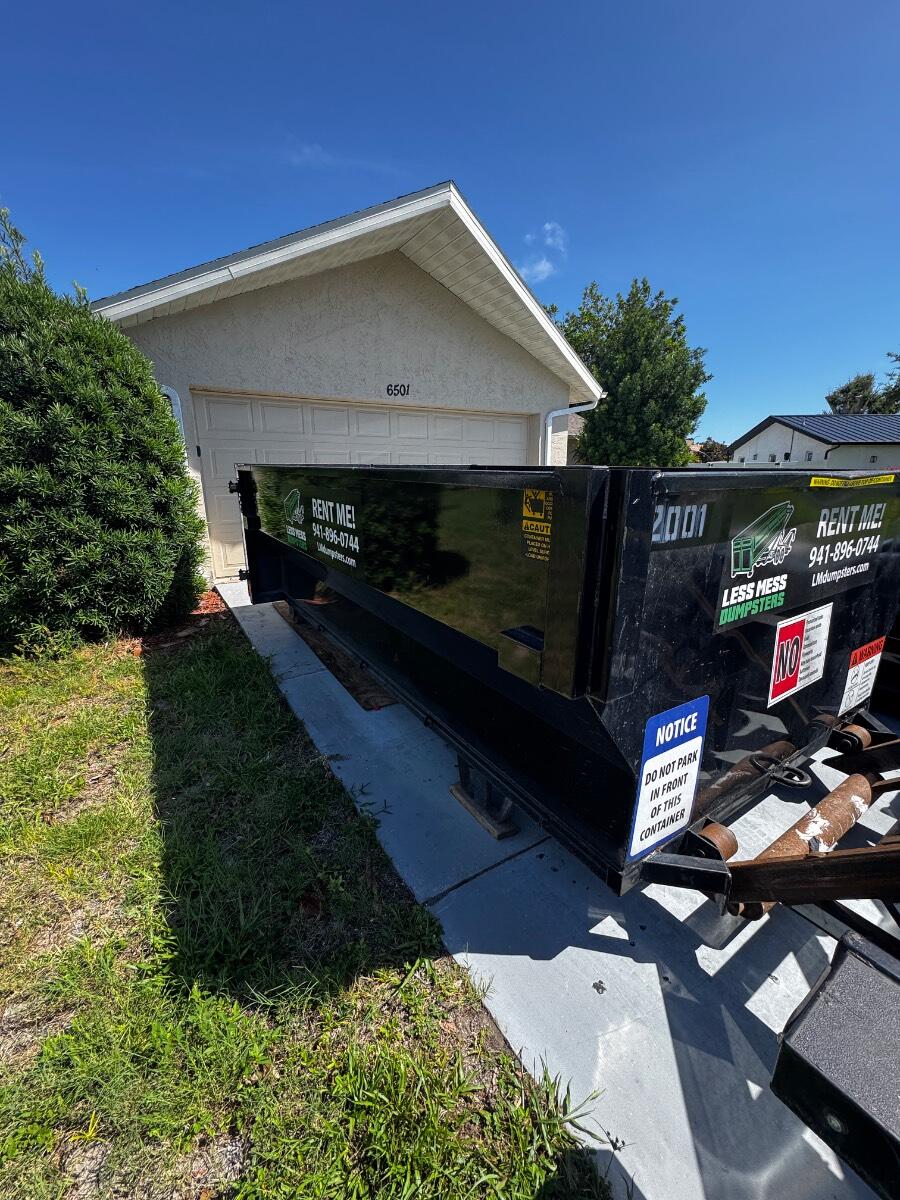 2022 U dump Dumpsters for rent 12,16,18yd