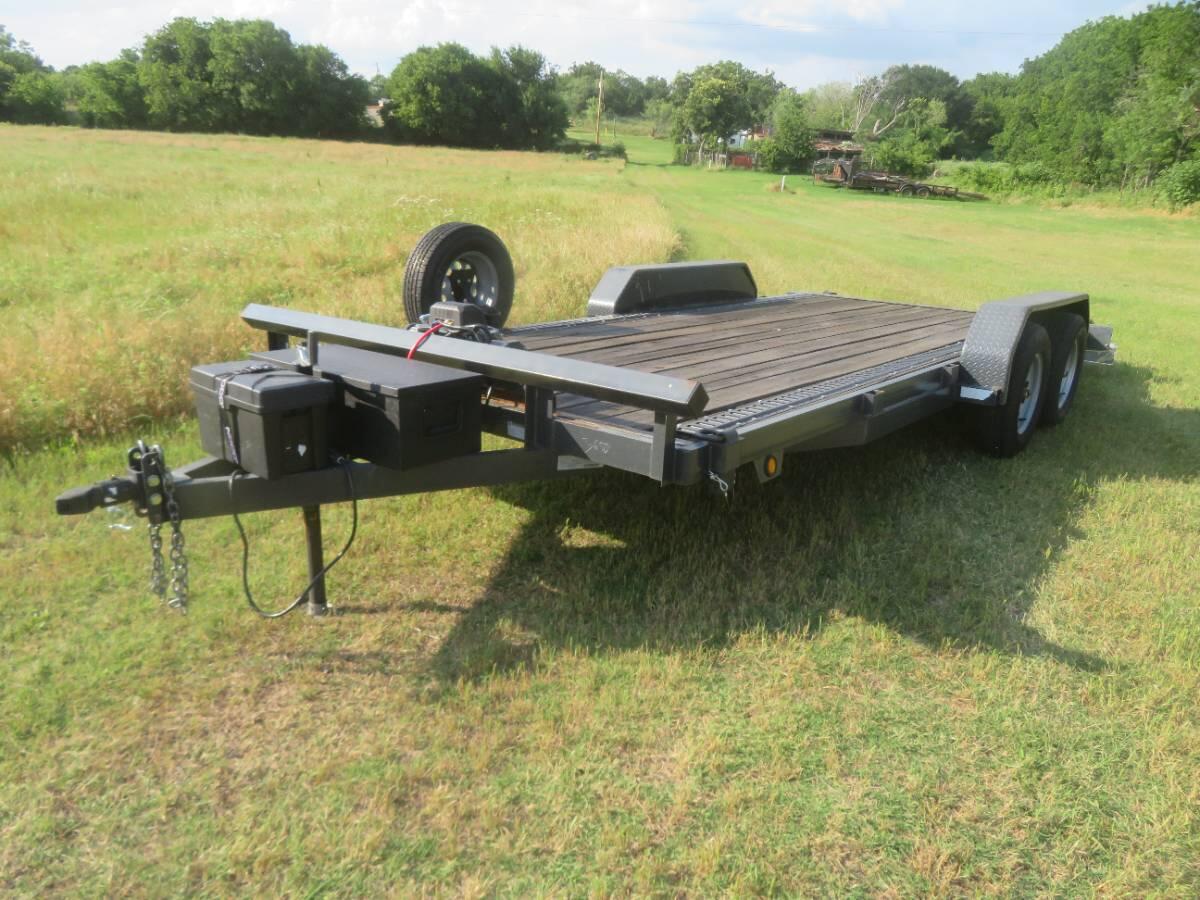 2022 TEXOMA Car hauler with dovetail