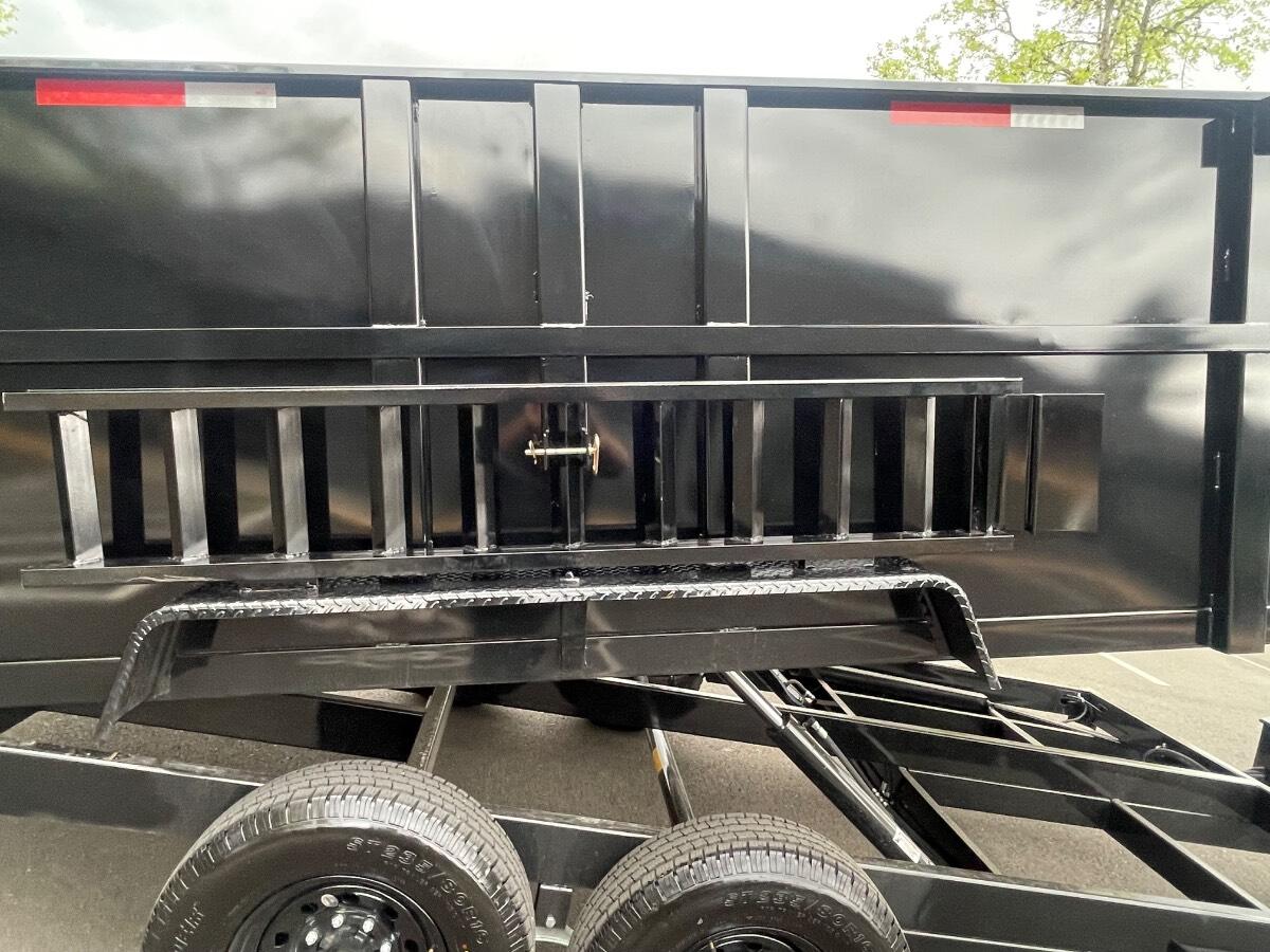 2023 Griffin 16X7X4ft tall It has ramps &amp; a Spreader