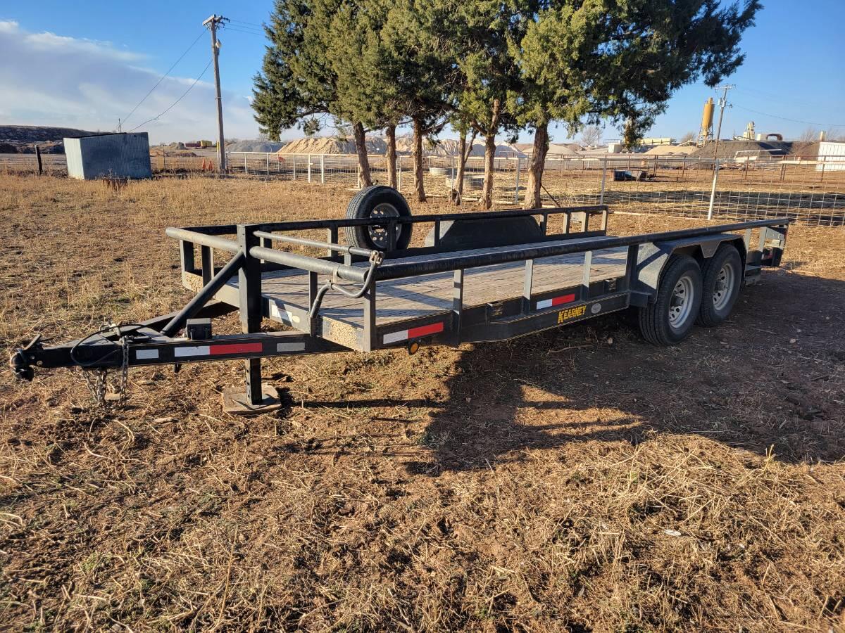 2014 Kearney Car/Equipment Hauler