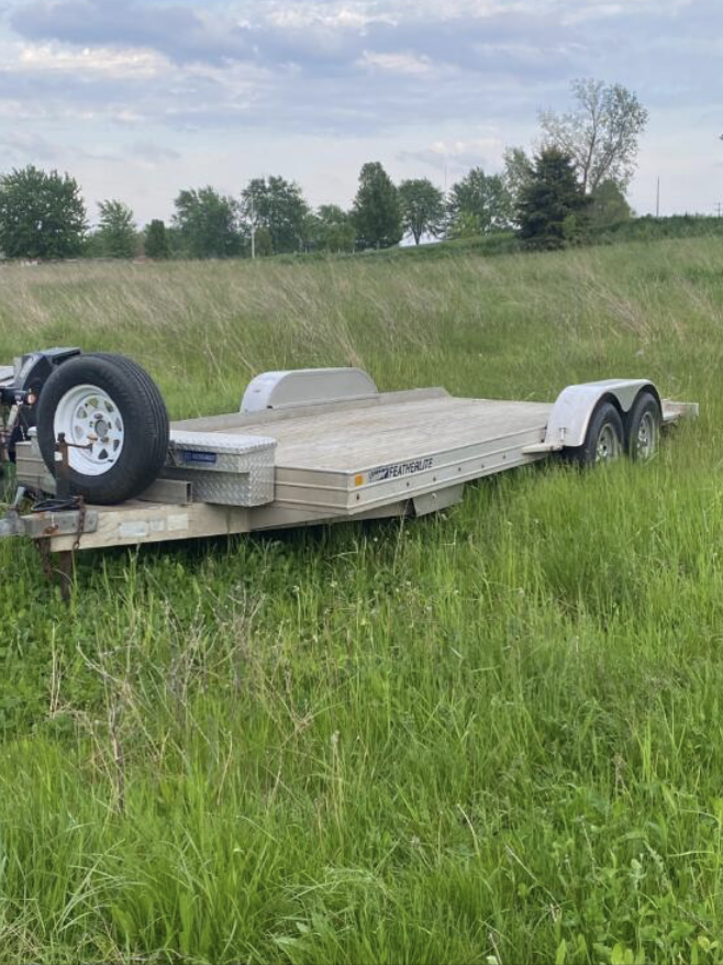 2006 Featherlite 3110 all aluminum 17' car haul w ramps