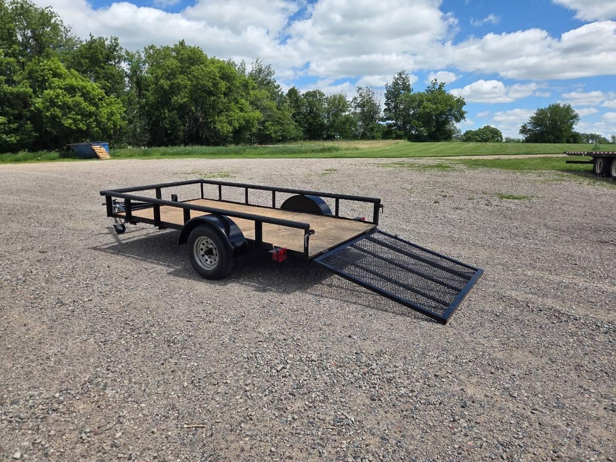 2013 Carry on 5x10 5x10 utility trailer. 2k axle.