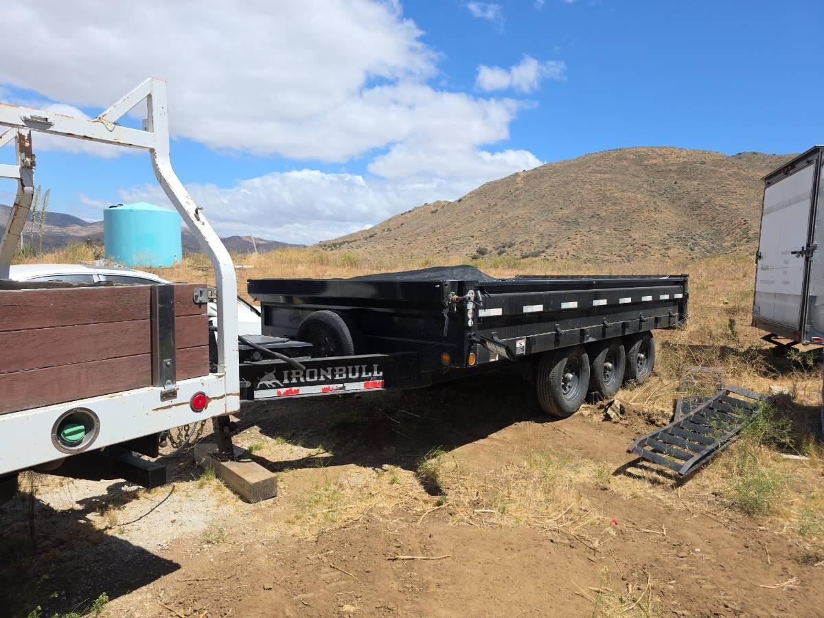 2022 Iron bull tri axle 22k gvwr dump trailer 3 axles