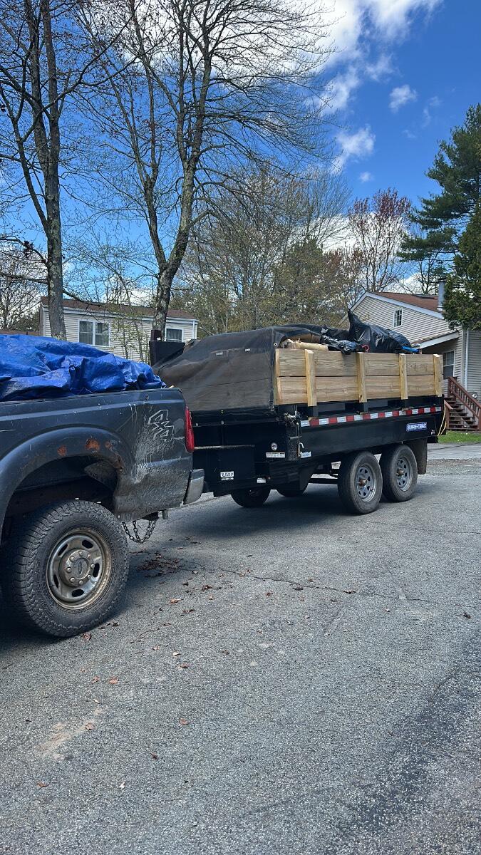 2021 Suretrac Material. Or debris.