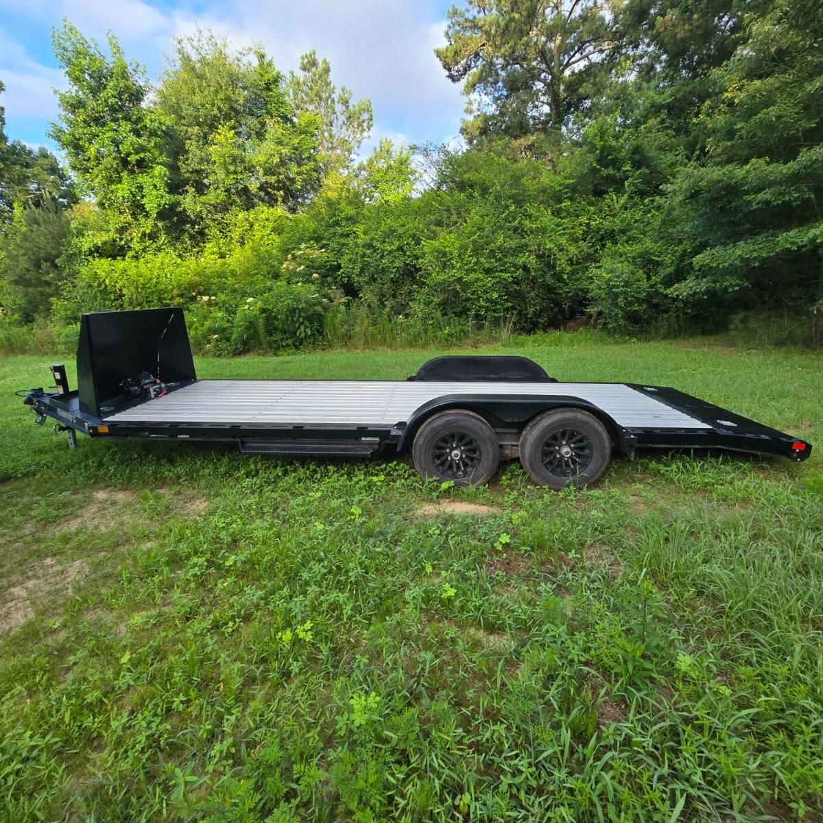 2025 Diamond c Car hauler