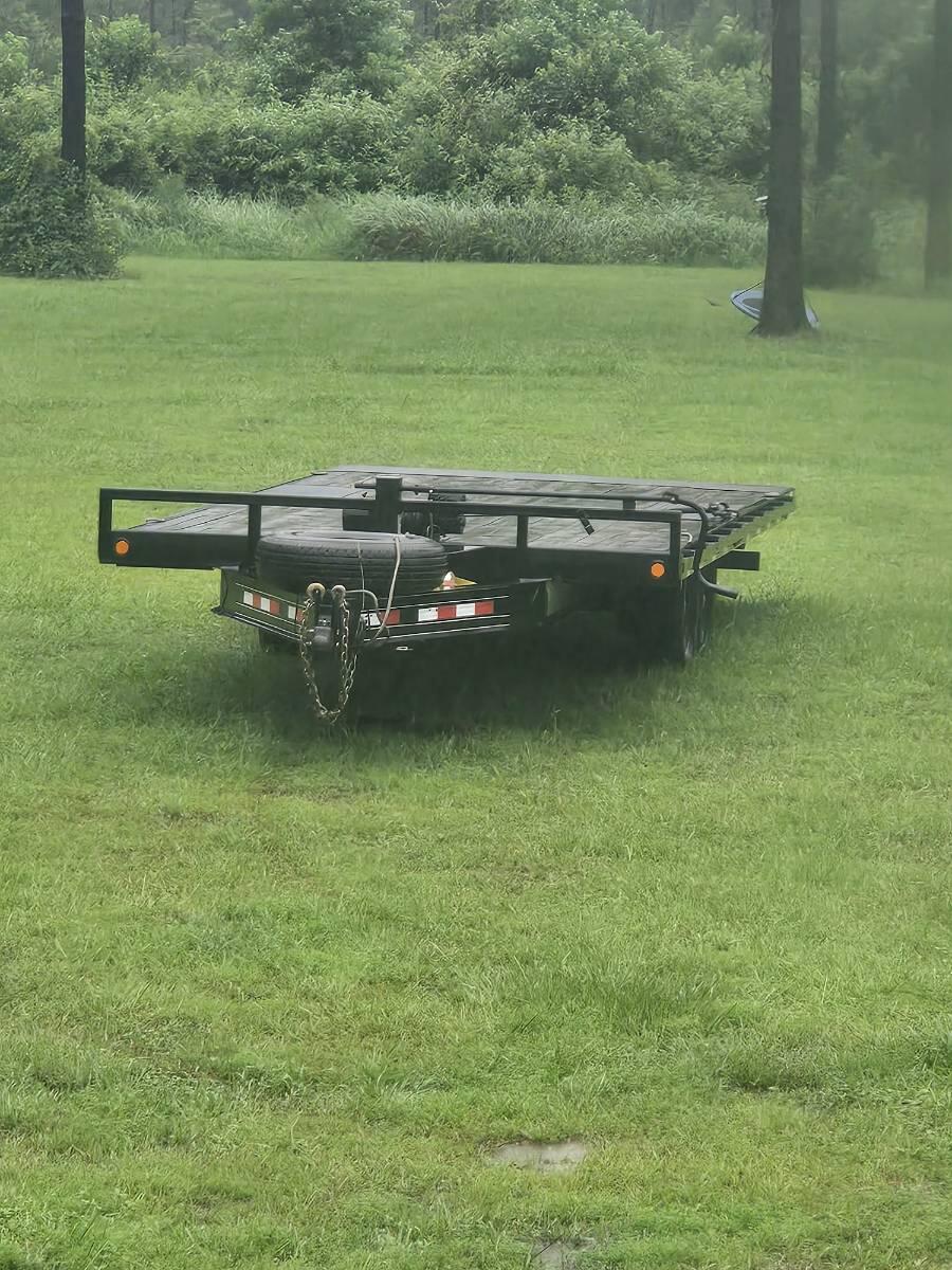 2019 PJ Deckover Hydraulic Tilt