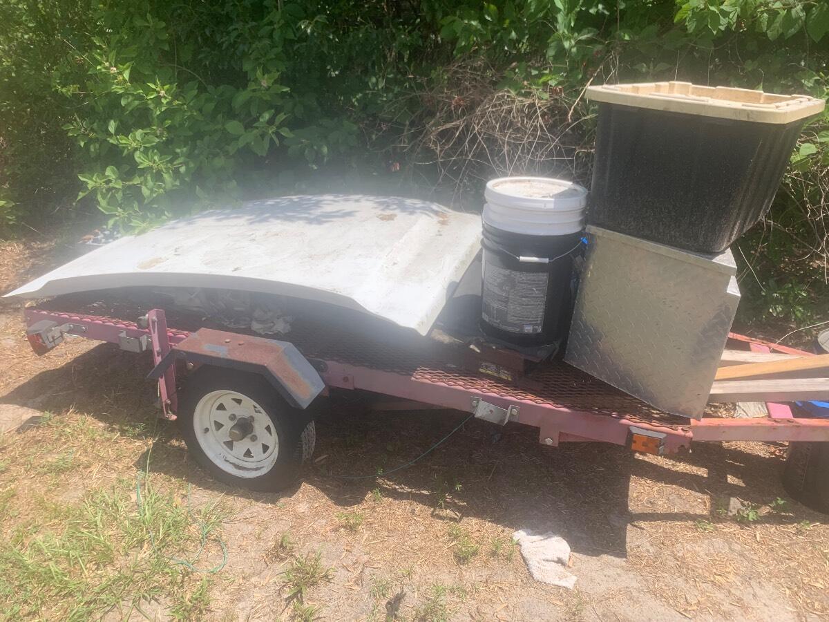 2019 Harbor freight Tilt pins expanded metal floor