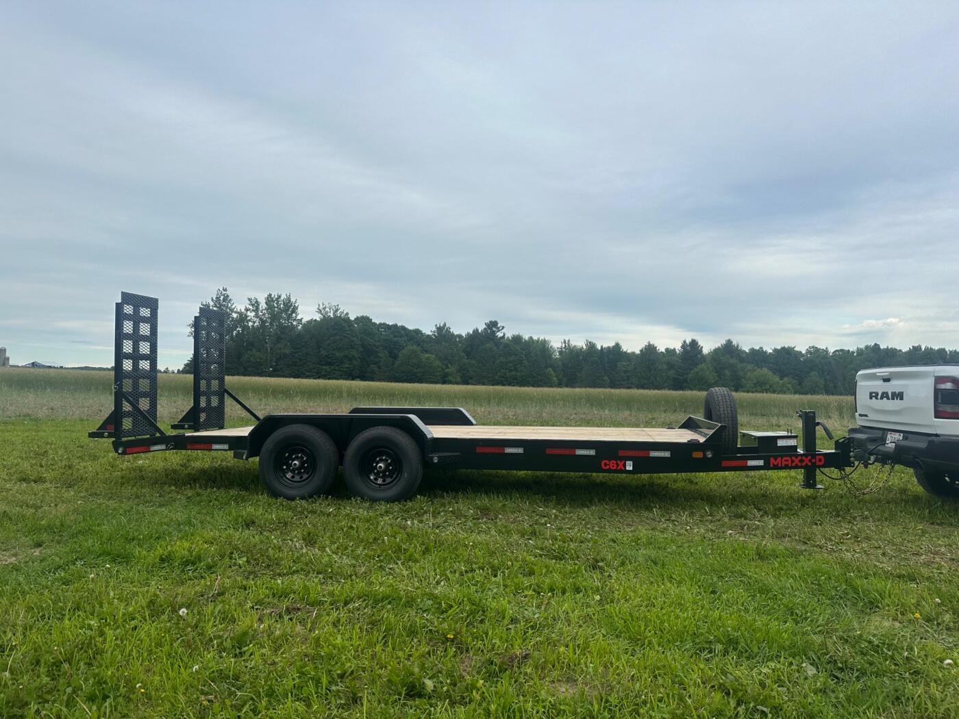 2027 MAXX-D C6X 20’ Equipment/Car Hauler