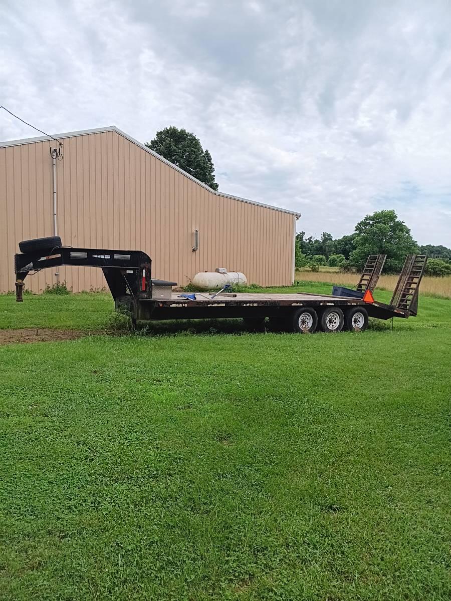 2020 Loadmax Gooseneck with hydraulic brake