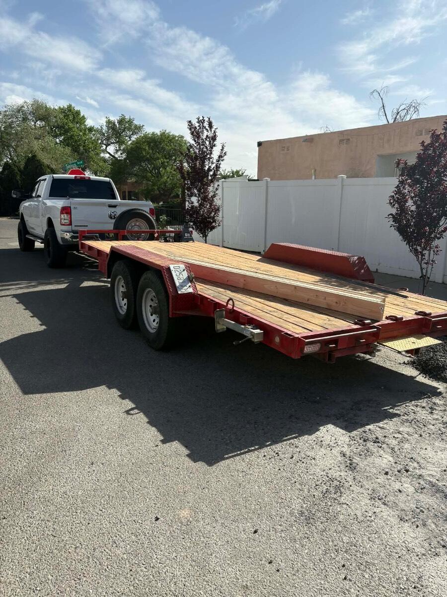 2007 J &amp; B MFG Heavy duty trailer GVWR 12,000