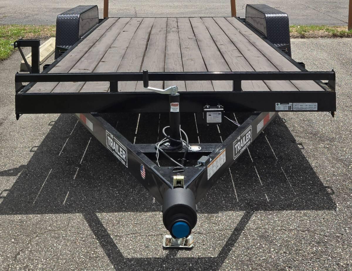 2026 Triple Crown Trailers 18' Dovetail Carhauler