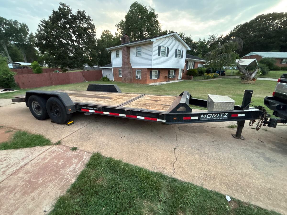 2024 Moritz Tilt trailer