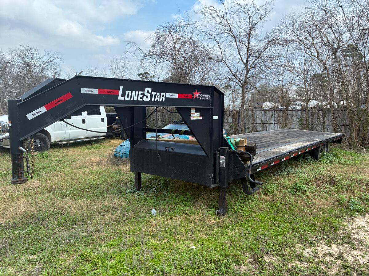 2023 Lone star 32ft,storage box,non-cdl