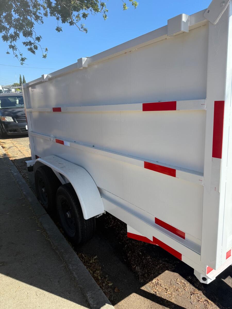 2025 Spcns Perfect for junk hauling
