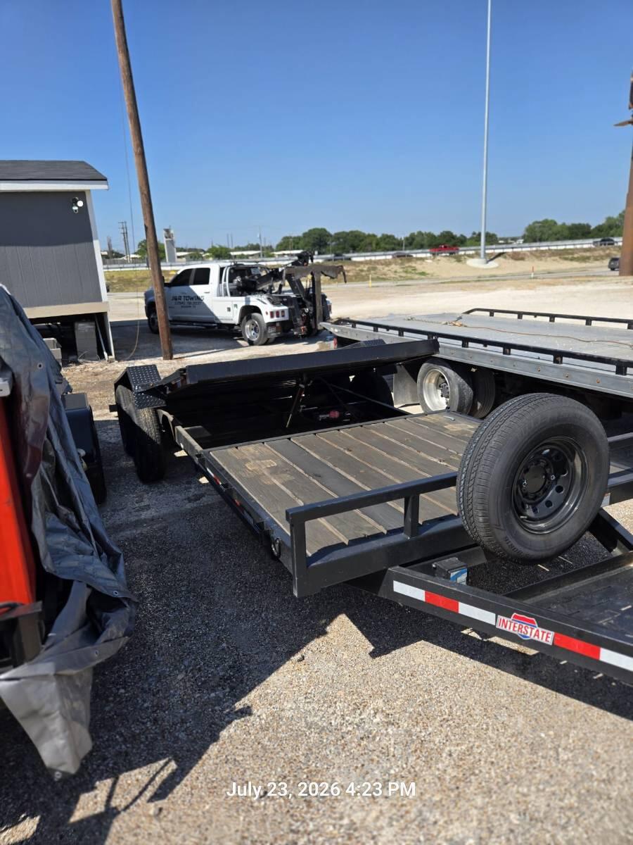 2025 Interstate 7 X 20' Interstate Hydraulic Trailer
