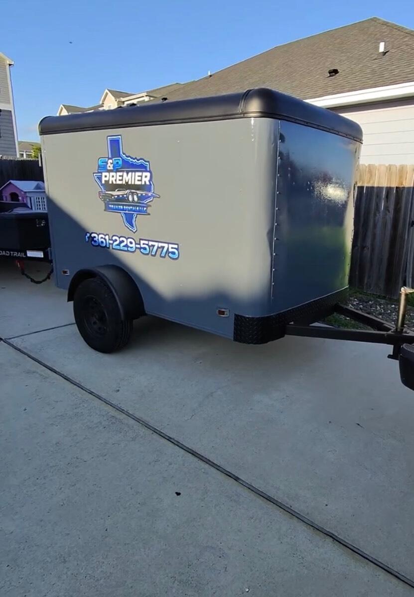 2005 Big Tex 5x8 Enclosed Trailer