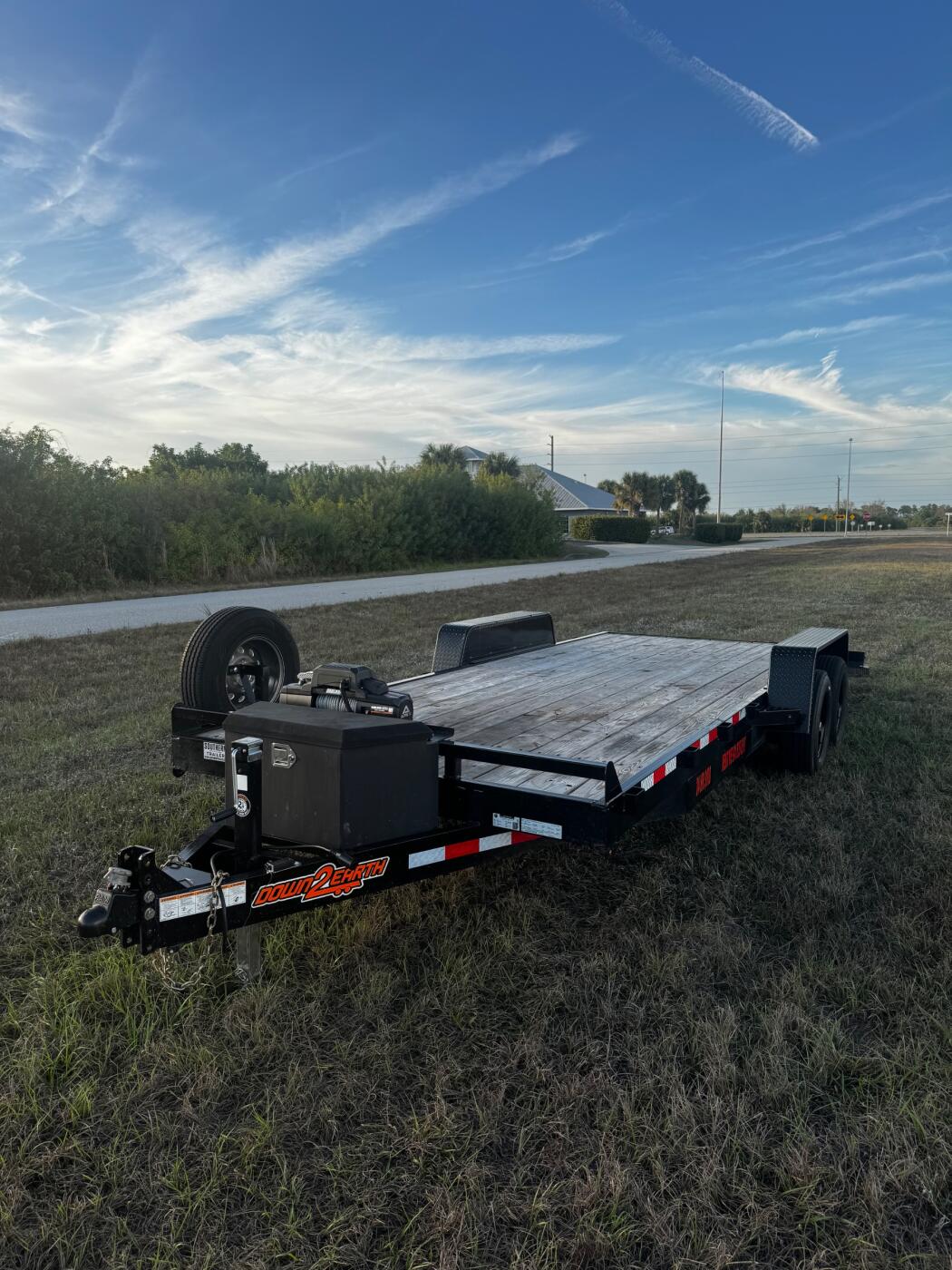 2025 Down 2 earth Car hauler 7x20 10k