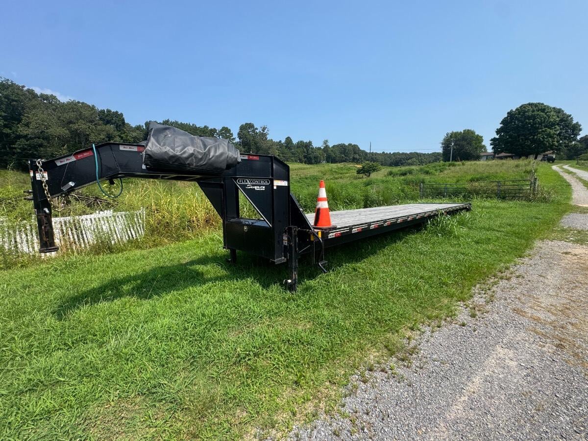 2025 Trail maxx 40' hotshot trailer