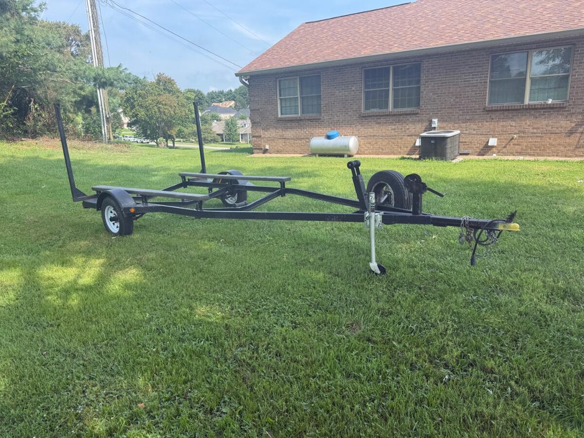 2005 Tracker Zodiac Boat Trailer