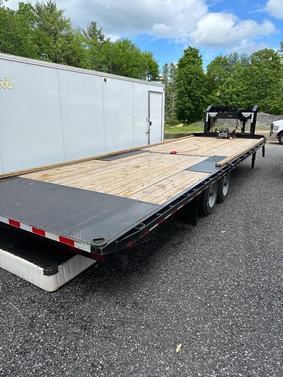 2024 Sure trac Tilt deck deck over 27 feet