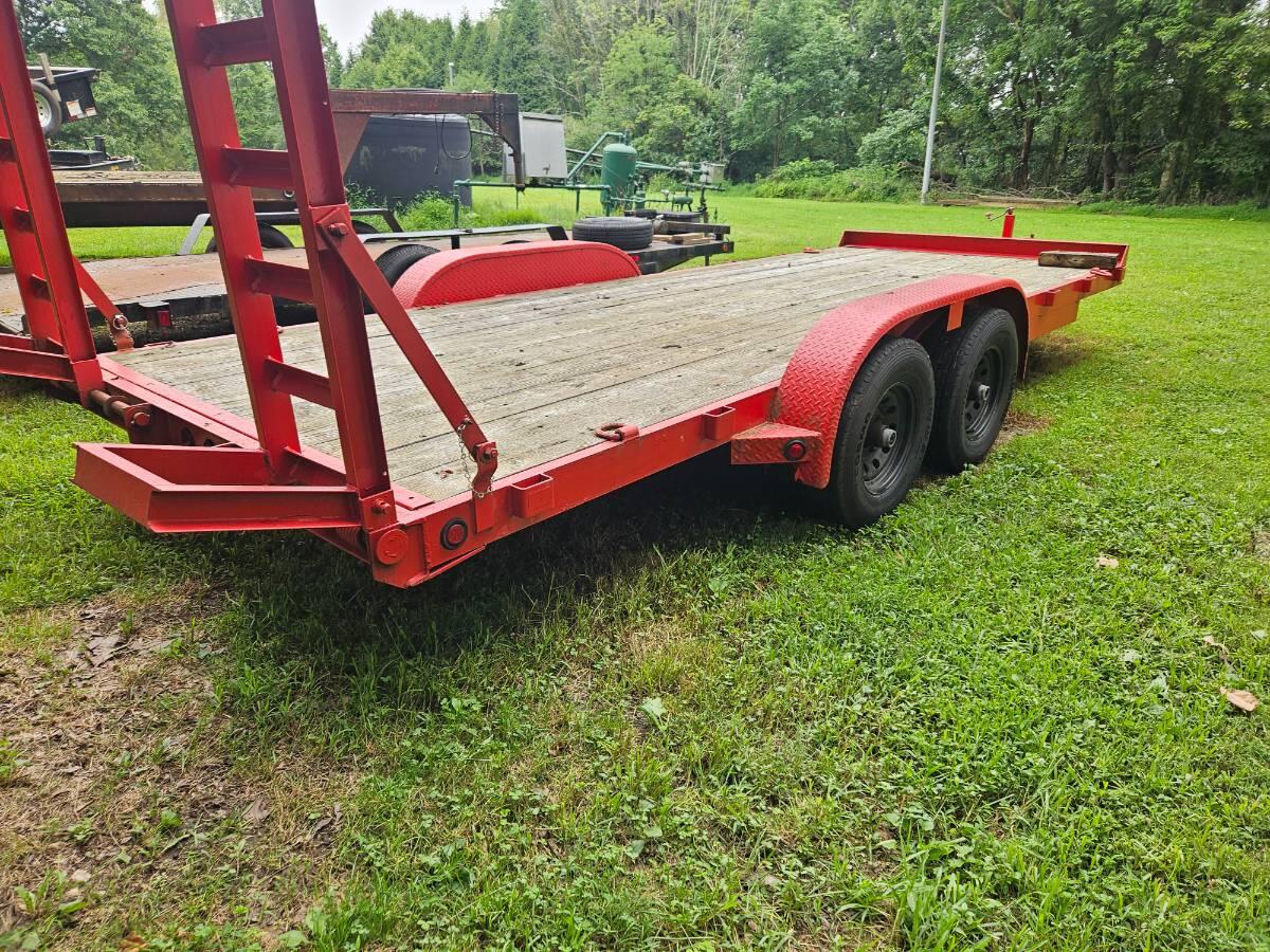 2008 Mustang 18' with ramps